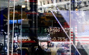 Prudência dos investidores dá sessão morna a Wall Street