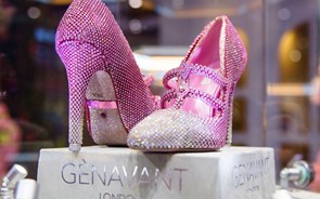 Jimmy Choo apresenta sapato com diamantes de 4,3 milhões de dólares