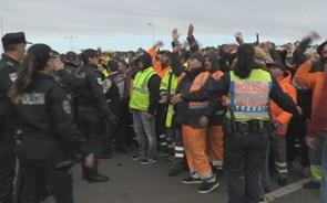 Porto de Setúbal parado há um mês devido a protesto dos estivadores precários