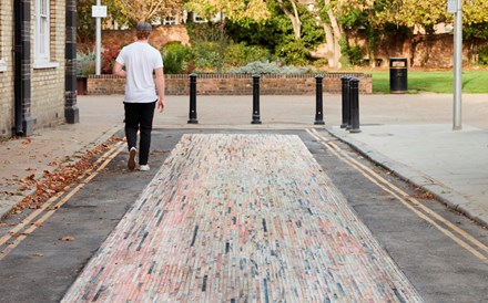 Internacionalização reveste rua de Londres com mármore alentejano