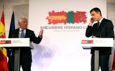 António Costa felicita Pedro Sánchez pela vitória nas eleições espanholas