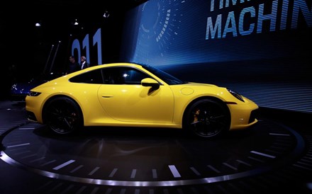 Porsche avisa clientes britânicos que preços podem aumentar 10%