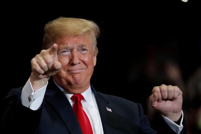 Trump com caminho aberto para impor tarifas à Europa