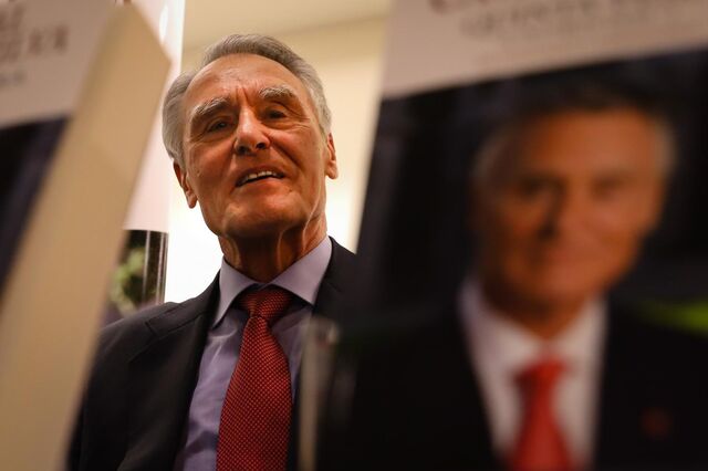 Novo Banco: Cavaco cita-se a si mesmo e garante que nunca pediu dinheiro para campanhas eleitorais