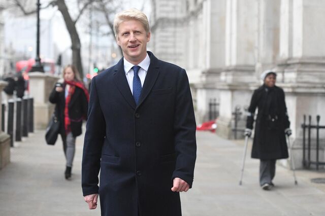 Ministro dos Transportes britânico demite-se por causa de acordo do Brexit 