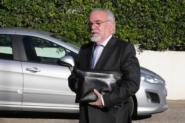 Salário mínimo de 600 euros é a “posição de partida” do Governo