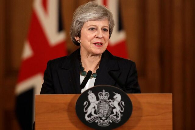 Brexit: Trabalhistas acusam May de estar a agir de má-fé ao pedir um rápido consenso