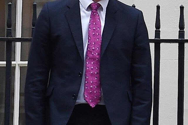Theresa May substitui demissionários. Steve Barclay é o novo ministro do Brexit
