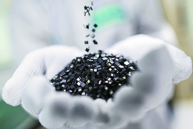 Fabricante de chips vai ter maior IPO da década na China