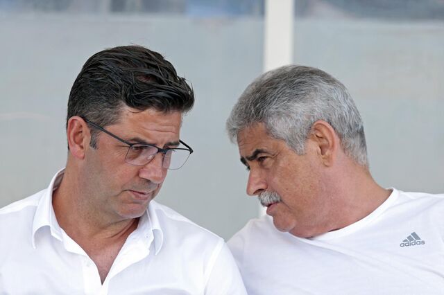 Vieira diz que Rui Vitória vai continuar a ser treinador do Benfica