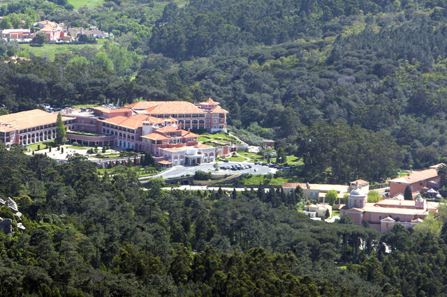 Carlyle e Explorer Investments concluem compra do Penha Longa Resort