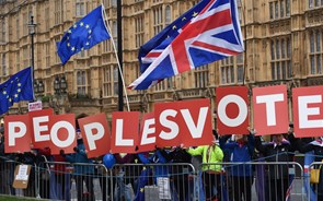Brexit: Londres decide dar prioridade a preparativos para saída sem acordo