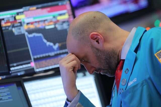 Crescimento global ensombra mercados. Bolsas, euro e petróleo em queda