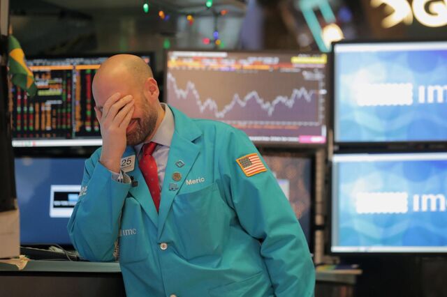 Europa em mínimos de duas semanas. Travagem económica arrasta petróleo