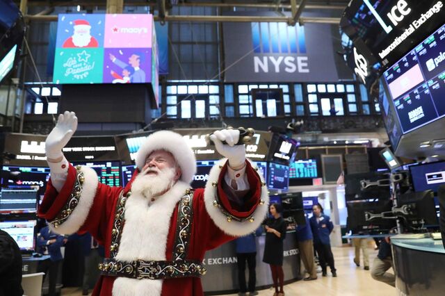 Wall Street afunda para mínimos de 20 meses após tweets de Trump e Mnuchin