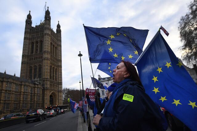 O que fazer em caso de Brexit sem acordo? Bruxelas aconselha PME e avisa para mais custos