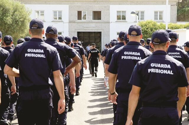 Sindicato Independente dos Guardas Prisionais inicia greve de 23 dias