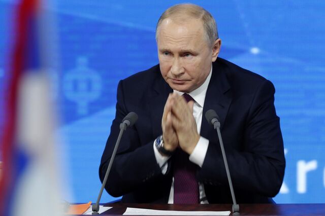 Vladimir Putin perde cinturão negro honorífico da World Taekwondo