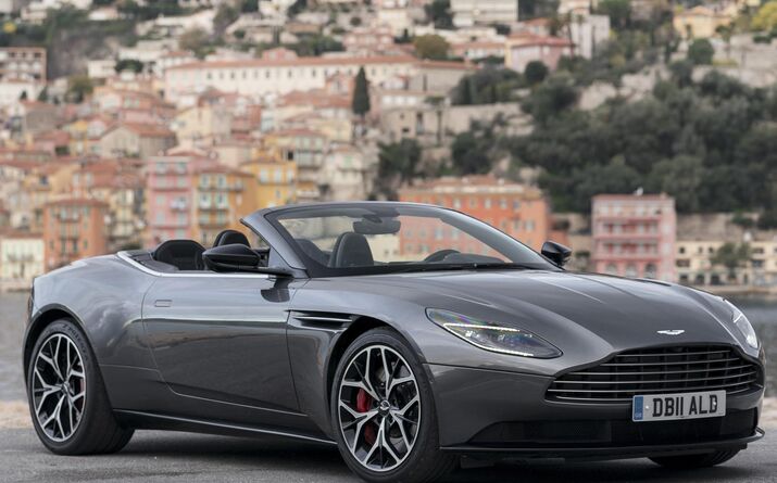  Aston Martin DB11 Volante