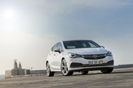 21.º Opel Astra – Foram vendidas 3.119 unidades em 2018, menos 27,2% do que em 2017, o que representa uma quota de mercado de 1,37%.