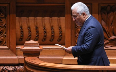 Apoio a António Costa desce para novo mínimo da legislatura