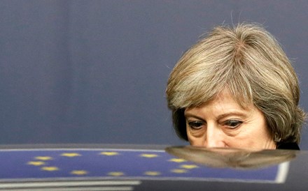 Só May não festejou chumbo do acordo do Brexit
