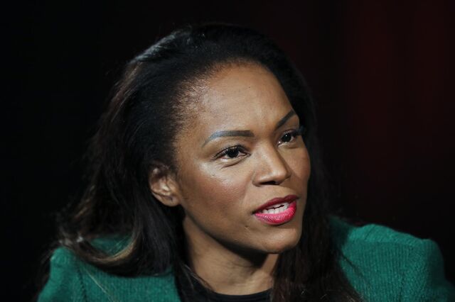 Filha do ex presidente de Angola diz que transição não é a que o país esperava