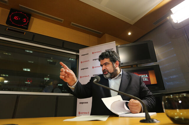 Rocha Andrade: 'Ceder aos professores corresponde a subir o IVA em um ponto'