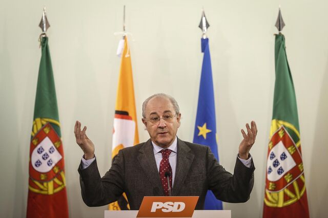 Rio: Carlos Costa 'deve sair pelo próprio pé' se não preenche os critérios de idoneidade