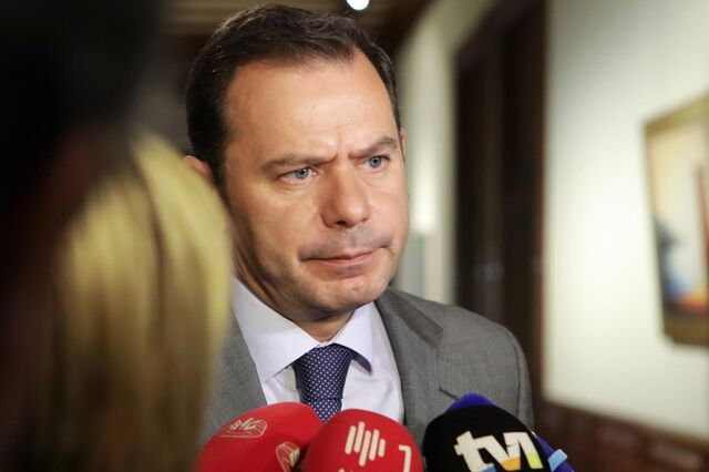 Montenegro promete dar 'espaço de afirmação' a Rio e ficar 'ao lado do PSD'