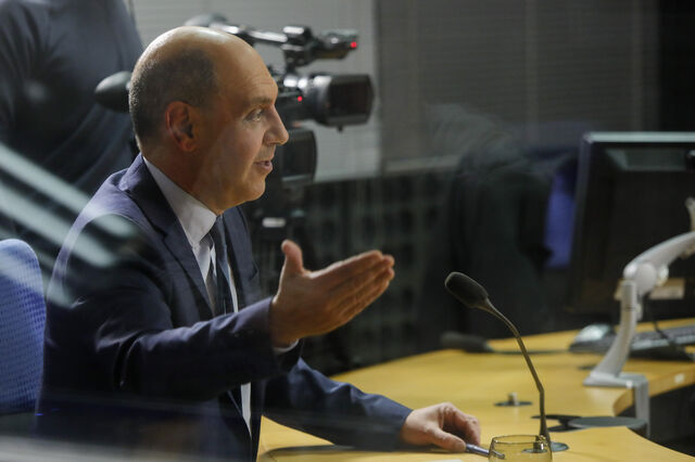 Manuel Pizarro: 'A troika acabou com a autonomia dos hospitais'