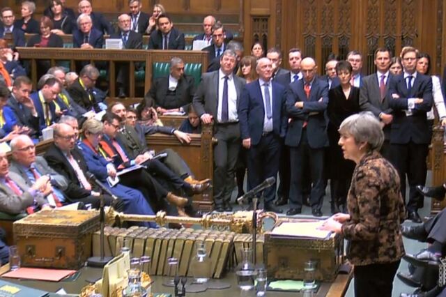 Sem plano B, May promete diálogo para desbloquear o Brexit