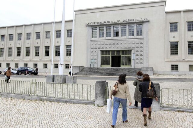 Habilitações podem travar salários dos precários