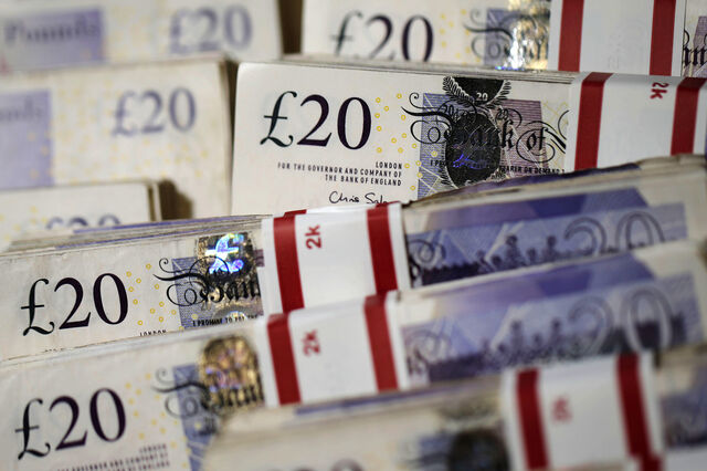 Libra alivia após mínimos históricos. Banco de Inglaterra deverá agir ainda hoje