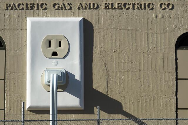 PG&E deixa 605.000 clientes às escuras nos EUA