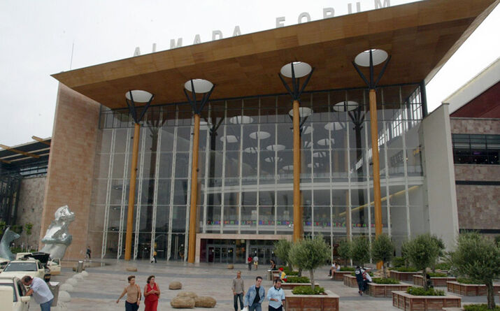 Almada Forum foi adquirido pela Merlin ao fundo Blackstone