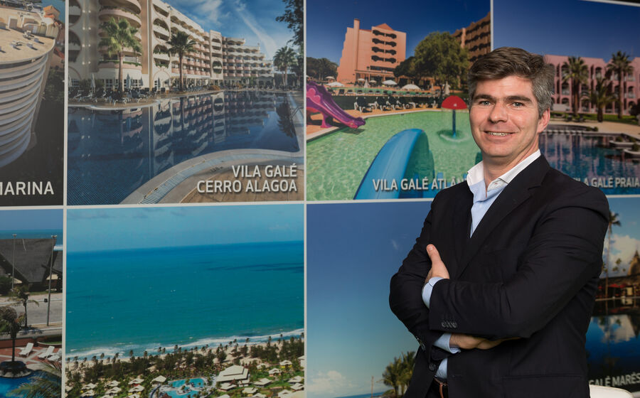 Gonçalo rebelo almeida vila galé