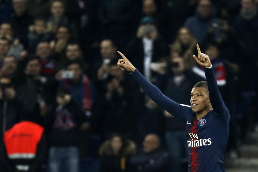 1 - Mbappé torna-se no jogador mais valioso, com um valor estimado de 218,5 milhões de euros