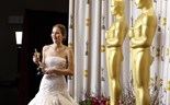 Do vestido dourado de Meryl Streep ao branco de Jennifer Lawrence, quais as cores que ajudam a ganhar mais Óscares?