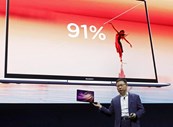 Richard Yu, CEO da Huawei Consumer Business Group, apresenta o novo MateBook X Pro