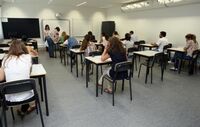 sala de aulas alunos estudantes escola ensino educação