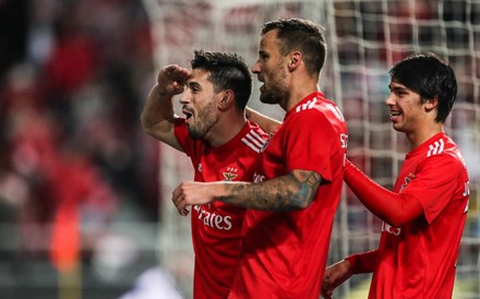 Benfica defronta Dínamo Zagreb nos oitavos da Liga Europa