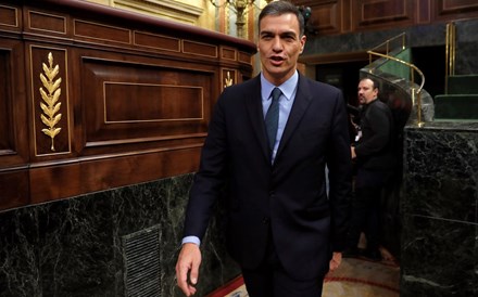Parlamento de Espanha chumba orçamento e abre porta a eleições