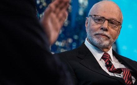 Elliott pede que votem como ele pela continuação dos limites de voto na EDP