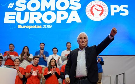 Costa: Somos o partido que mais ama a Europa e um exemplo na Europa