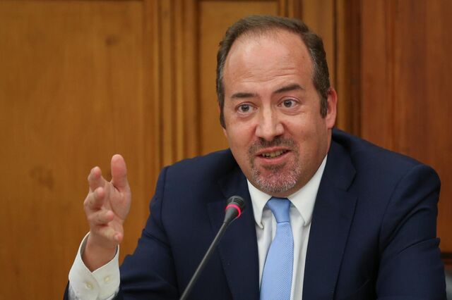 Álvaro Santos Pereira: 'Redução da dívida tem de ser a prioridade total para Portugal'