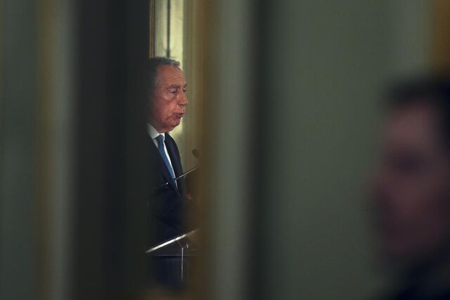 Marcelo recusa comentar pedido de exoneração de Carlos Costa. Não é um poder seu