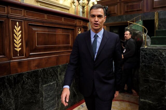 Sánchez fecha a porta a governo com Podemos e só admite pacto parlamentar