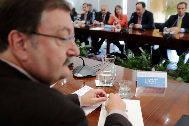 Patrões e UGT querem saber quem financia as greves