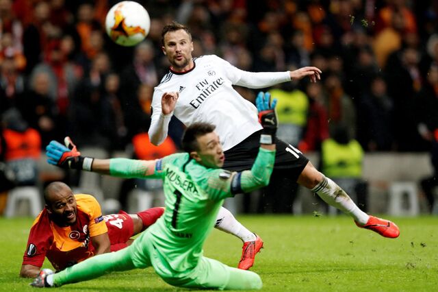 Benfica dispara para máximos de agosto e ganha 23% na semana